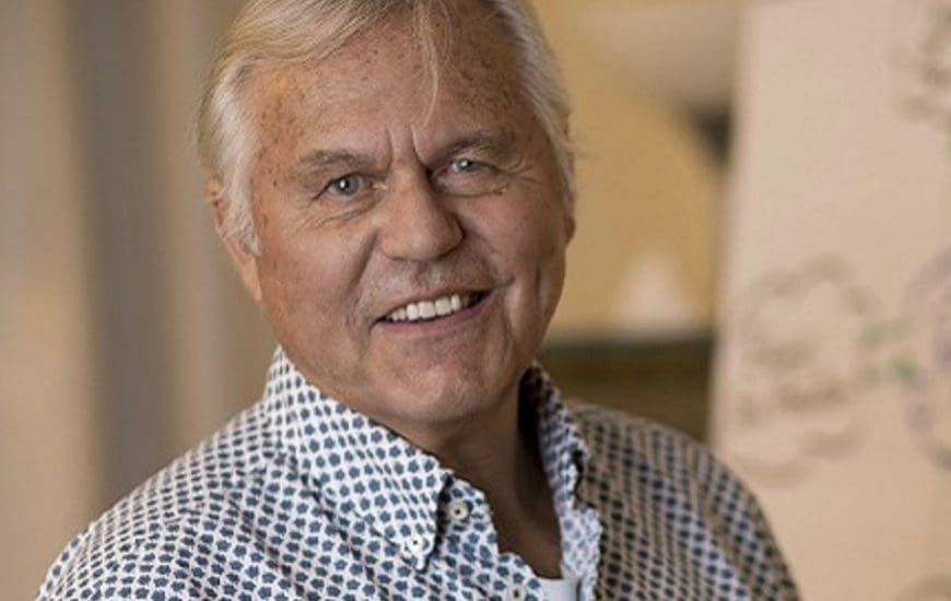 Gunther Schmidt ist Leiter des Milton Erickson Institut Heidelberg und gilt als Vater der Hypnosystemischen Therapie, also der Verbindung zwischen Hypnosetherapie und Systemischer Therapie. In diesem Beitrag erläutert Gunther Schmidt seine Sichtweise auf die Therapie von Burn-Out.